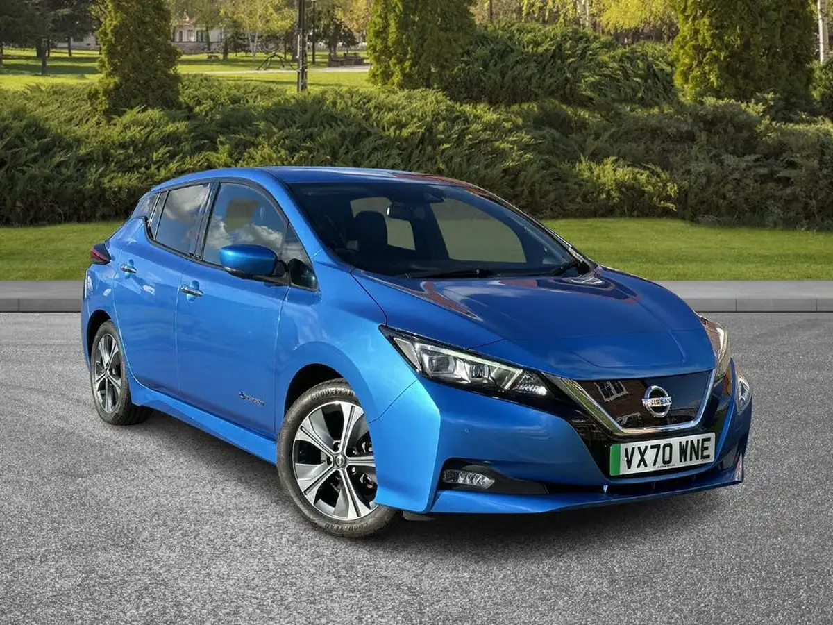 2020-nissan-leaf-e-tekna-big-0
