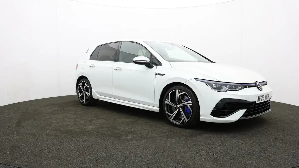 2023-volkswagen-golf-20-tsi-r-320ps-hatchback-big-45