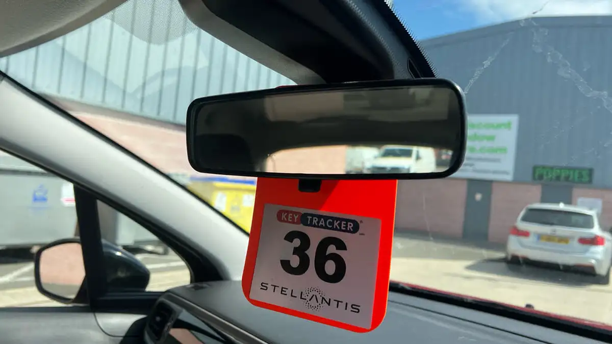 2018-citroen-c3-12-puretech-feel-82ps-big-34