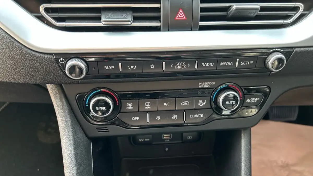 2021-kia-niro-16-gdi-3-big-13