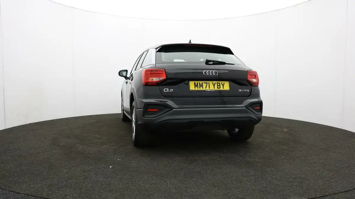 2022-audi-q2-10-30-tfsi-technik-big-32