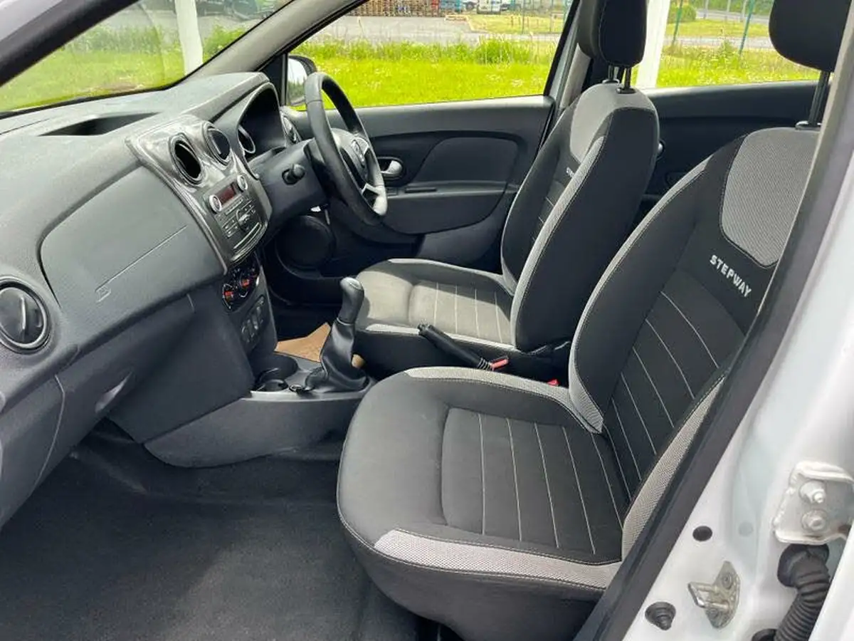 2017-dacia-sandero-stepway-09-tce-ambiance-big-1
