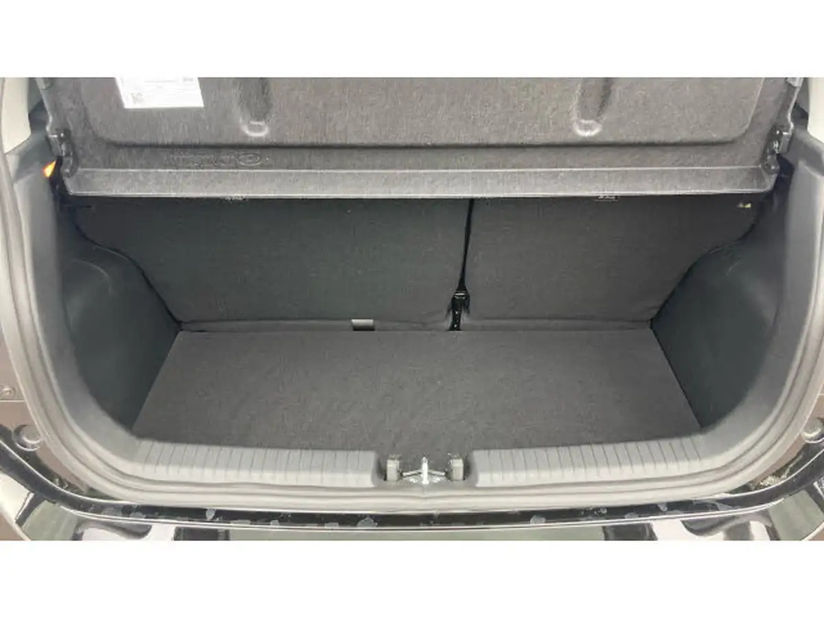 2023-hyundai-i10-12-premium-auto-big-3