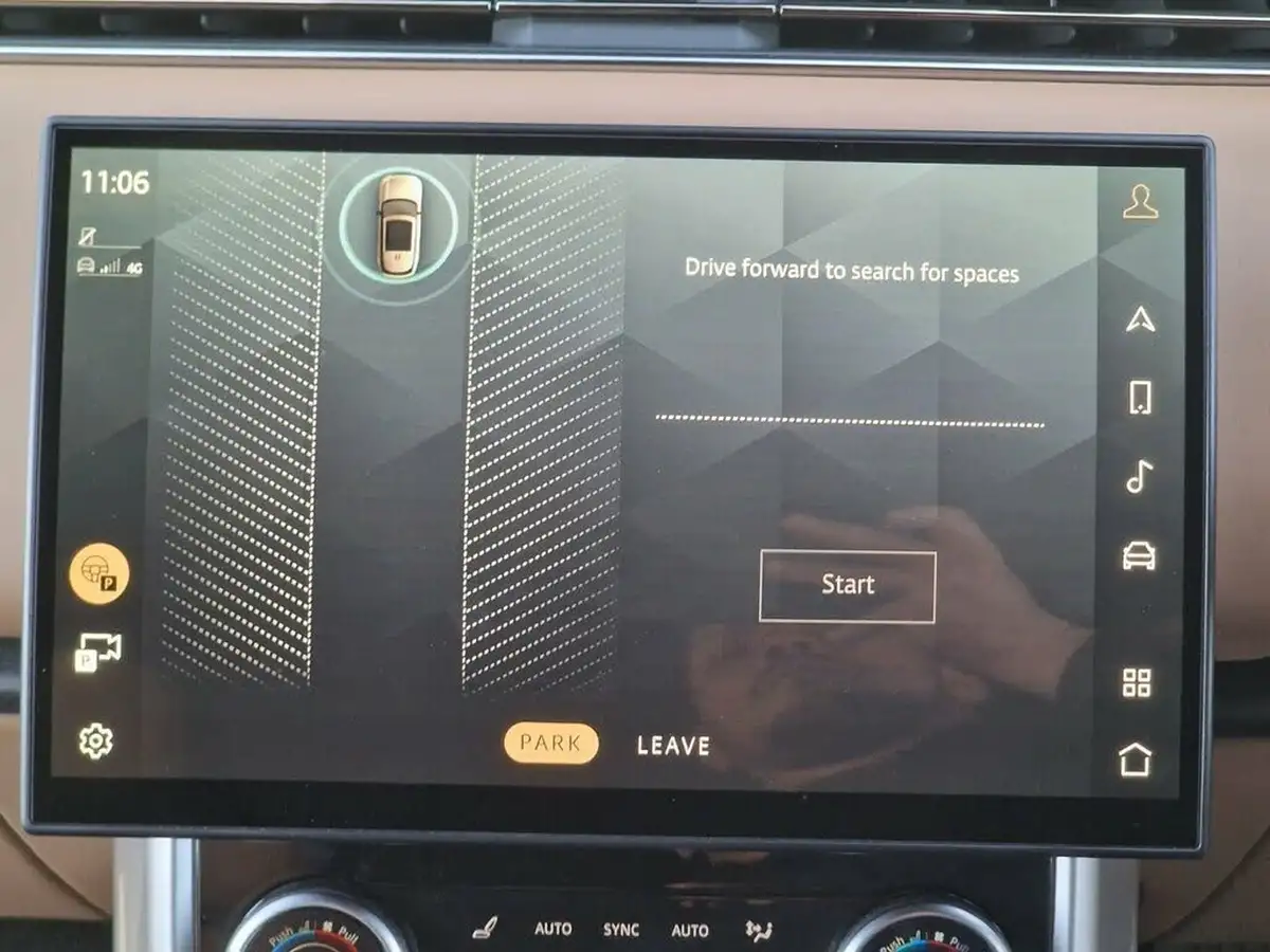 2023-land-rover-range-rover-30-p400-hse-big-30