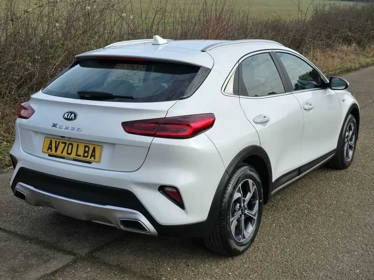 2020-kia-xceed-10-t-gdi-2-big-2