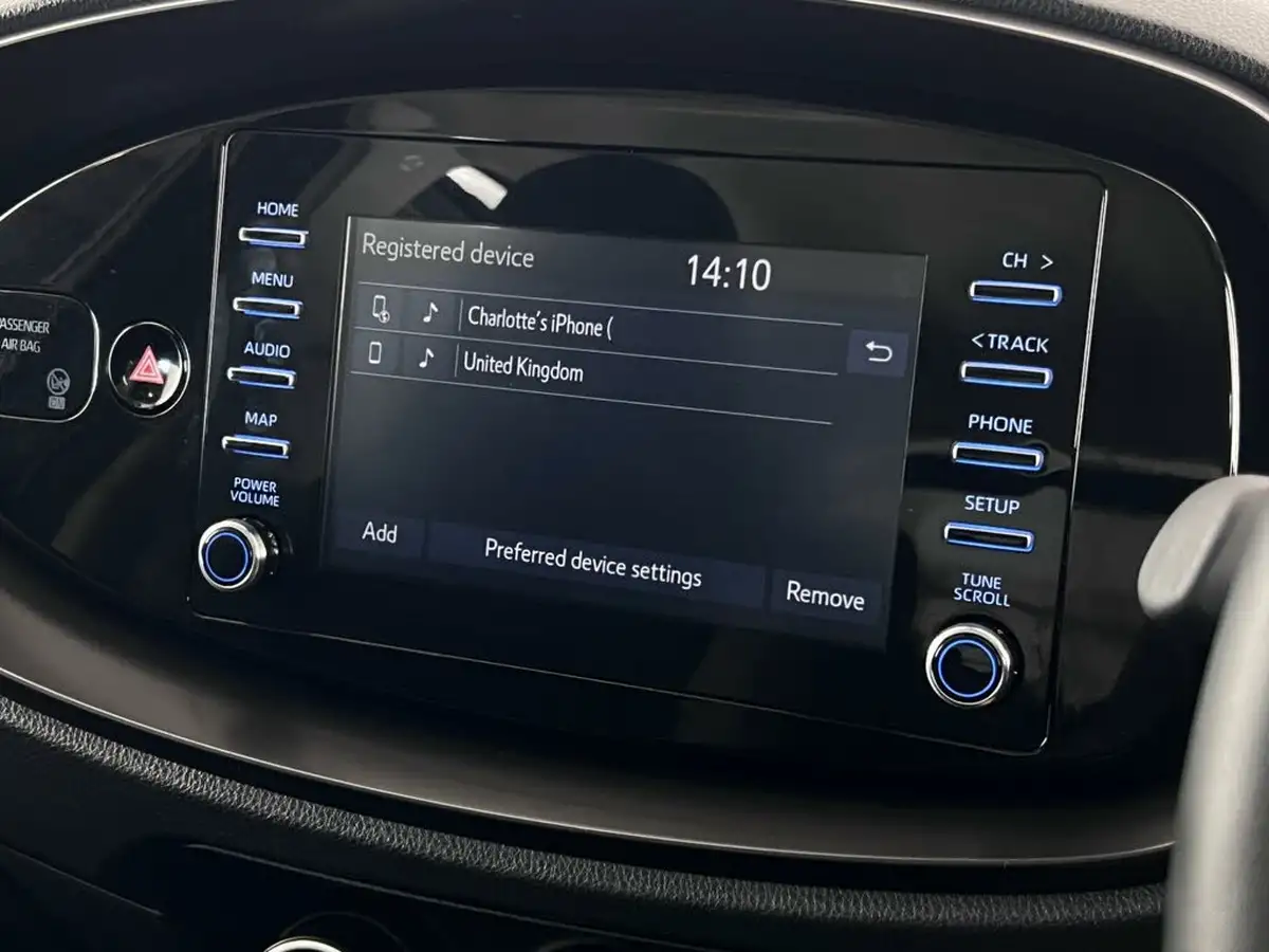 2023-toyota-aygo-x-10-vvt-i-pure-cvt-big-27