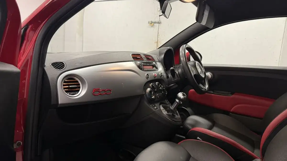 2015-fiat-500-12-s-big-14