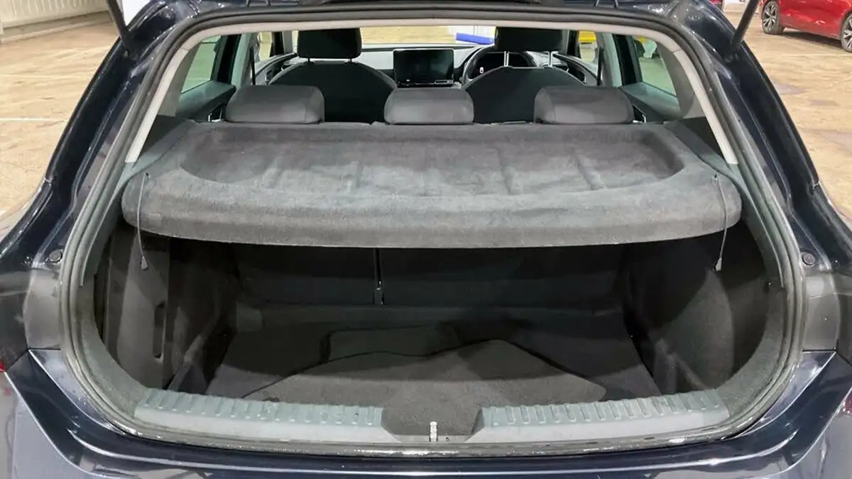 2022-seat-leon-big-7
