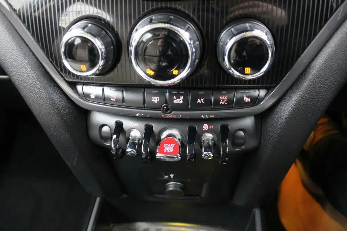 2019-mini-countryman-15-cooper-exclusive-ss-big-28