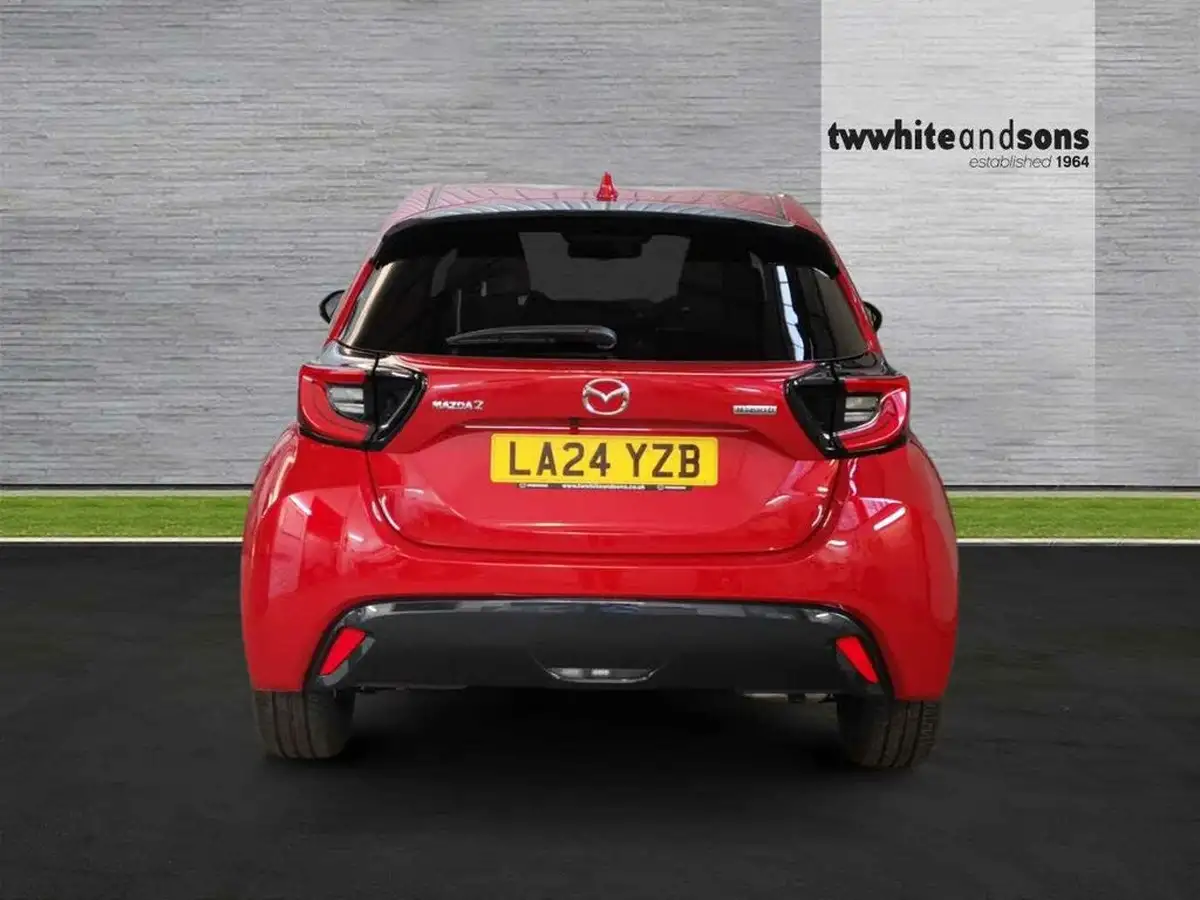 2024-mazda-mazda2-15-homura-big-5