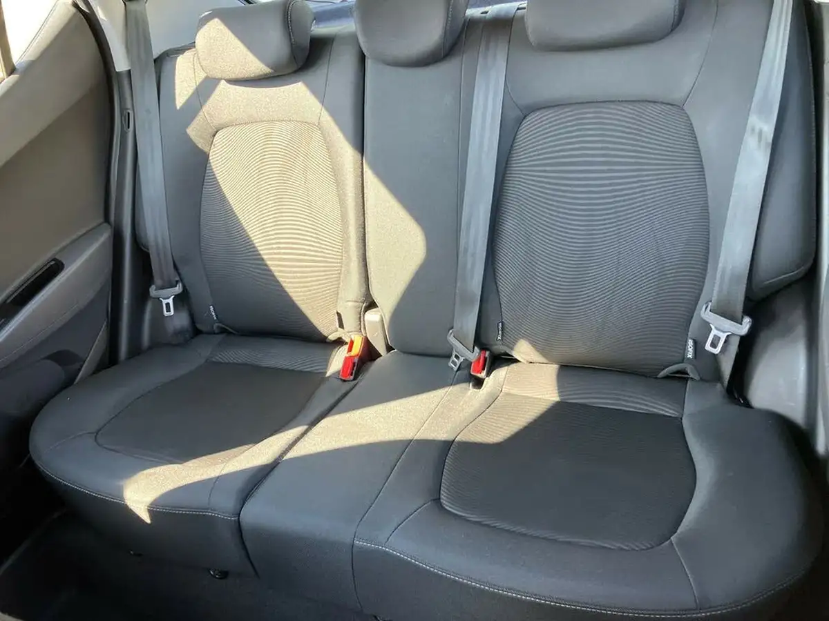 2018-hyundai-i10-10-se-66ps-big-21