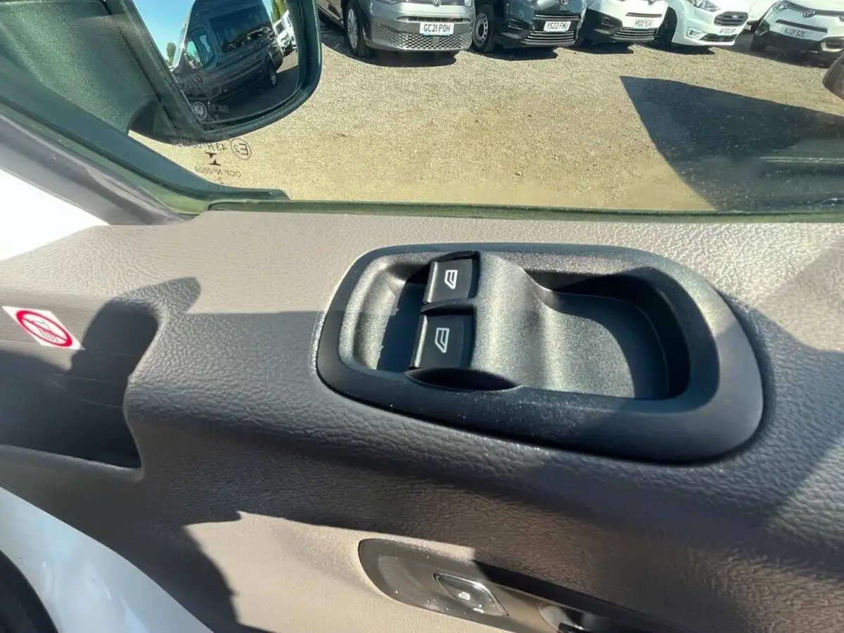 2023-ford-transit-20tdci-350-l3h3-leader-130pseu6dt-rwd-panel-van-big-30