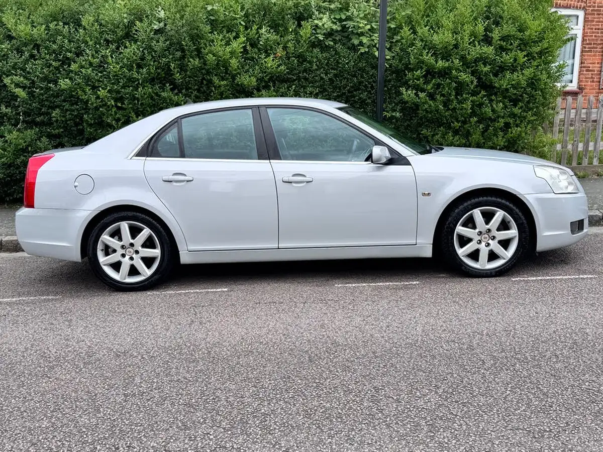 2009-cadillac-bls-20-elegance-175ps-saloon-4d-auto-big-4