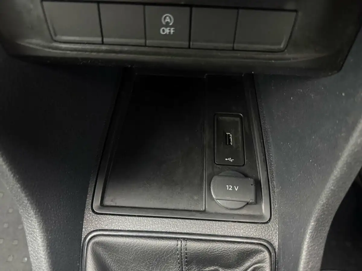 2017-volkswagen-caddy-maxi-20tdi-c20-maxi-startline-bmt-102pseu6-panel-big-34