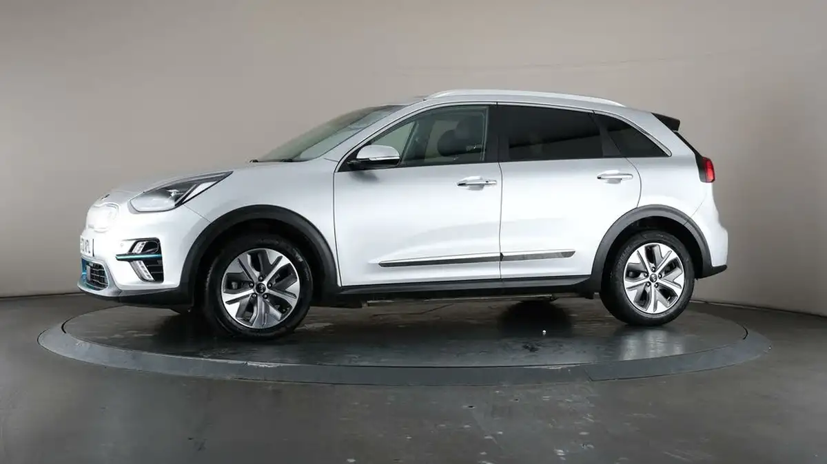 2021-kia-e-niro-ev-4-big-41