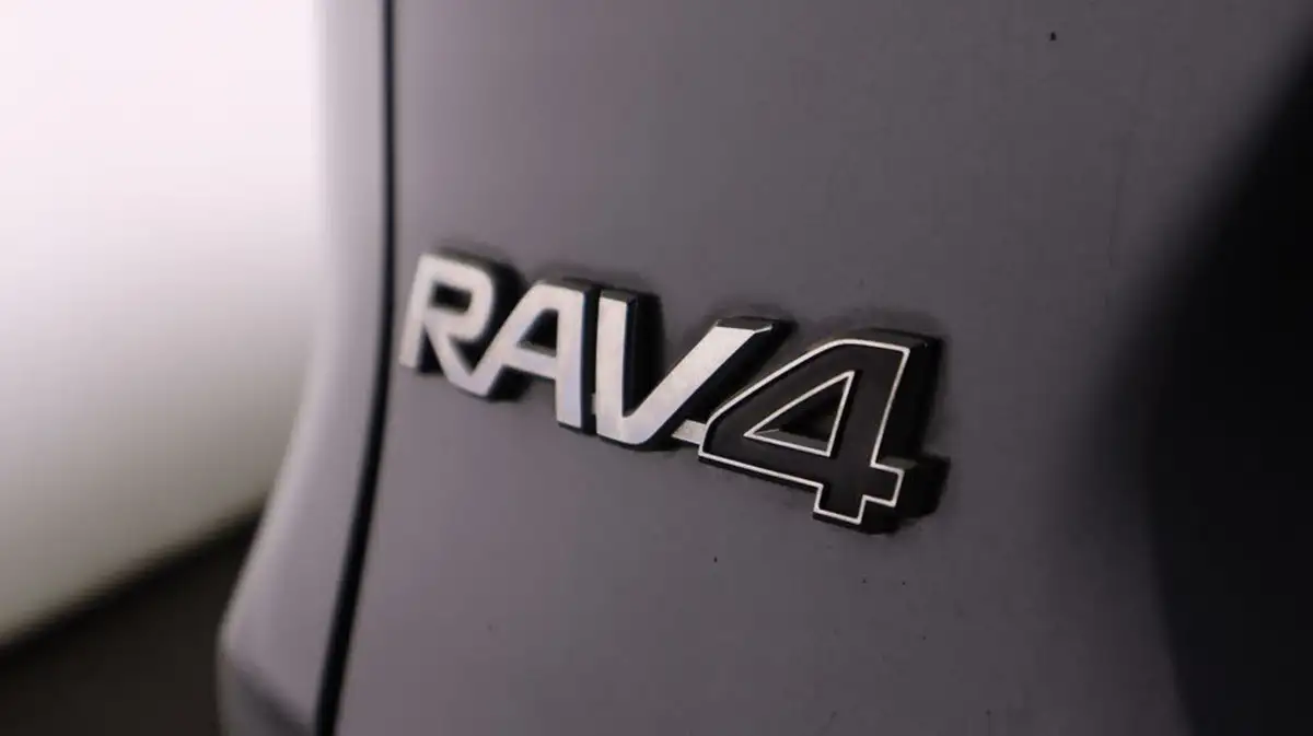 2021-toyota-rav4-25-vvt-i-excel-215bhp-big-21