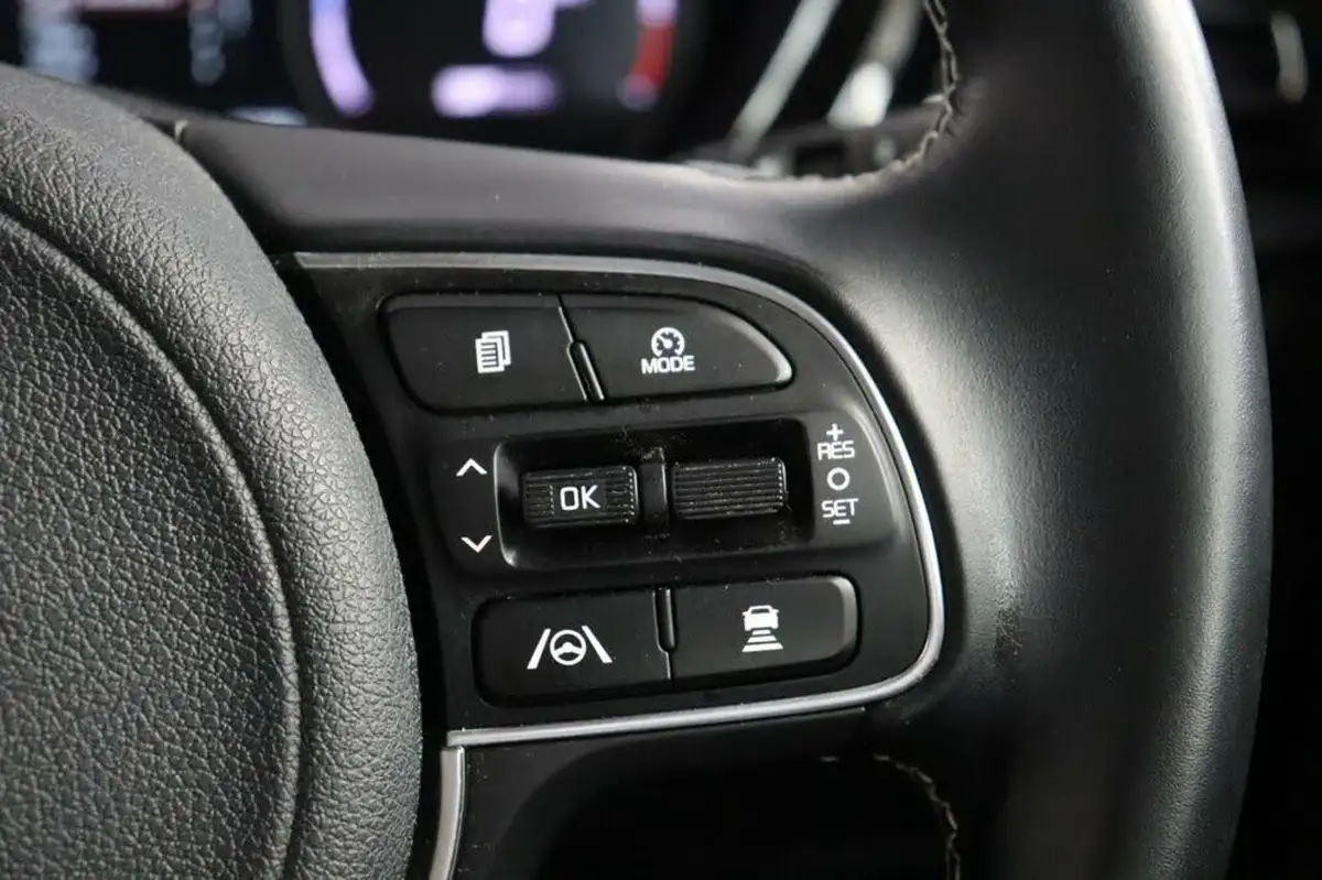 2022-kia-e-niro-ev-2-64-big-25