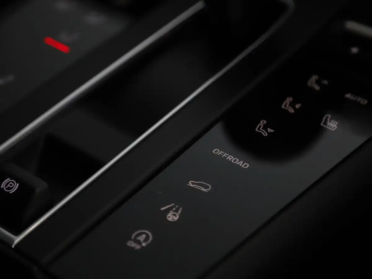 2022-porsche-macan-29-v6-s-big-28