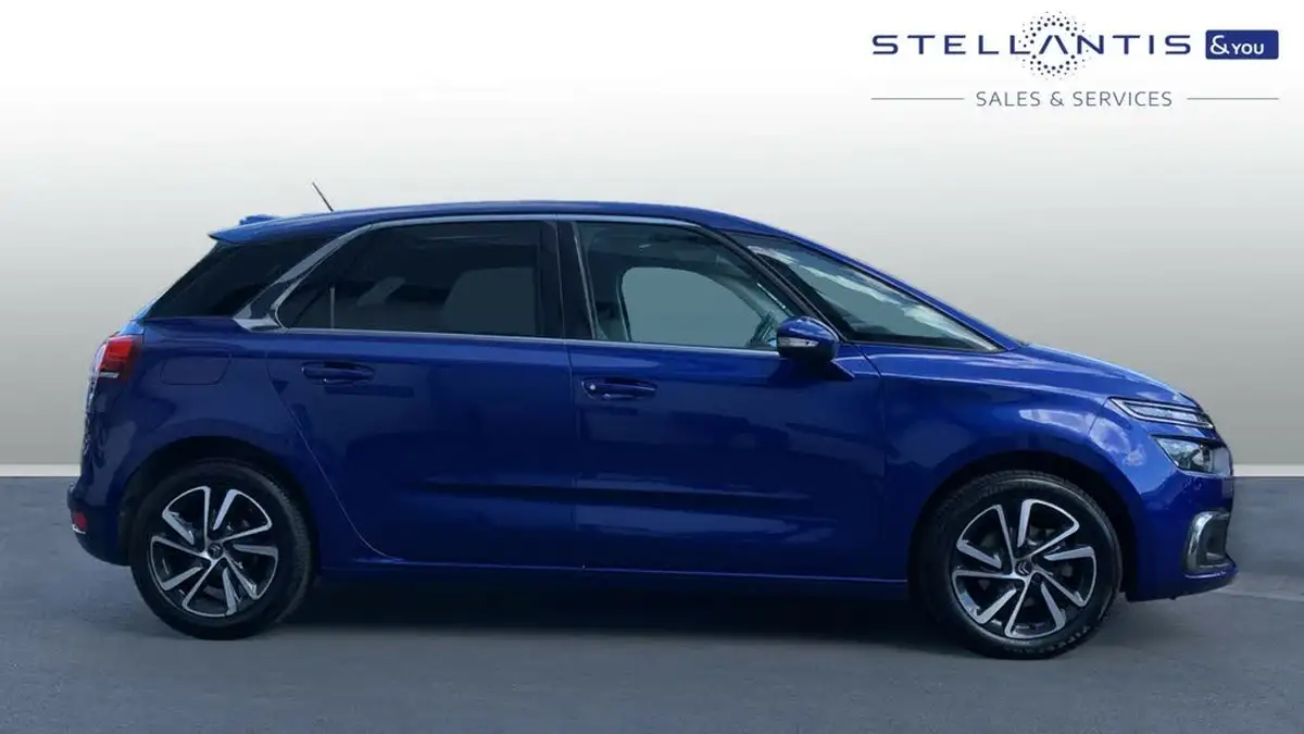 2019-citroen-c4-spacetourer-15bluehdi-flair-big-1