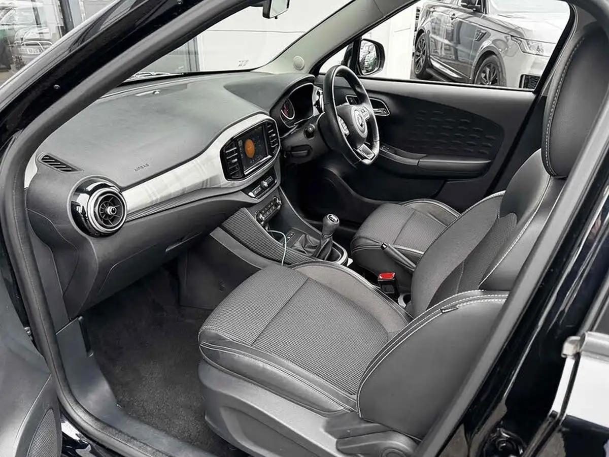 2022-mg-mg3-15-vti-tech-exclusive-nav-big-24