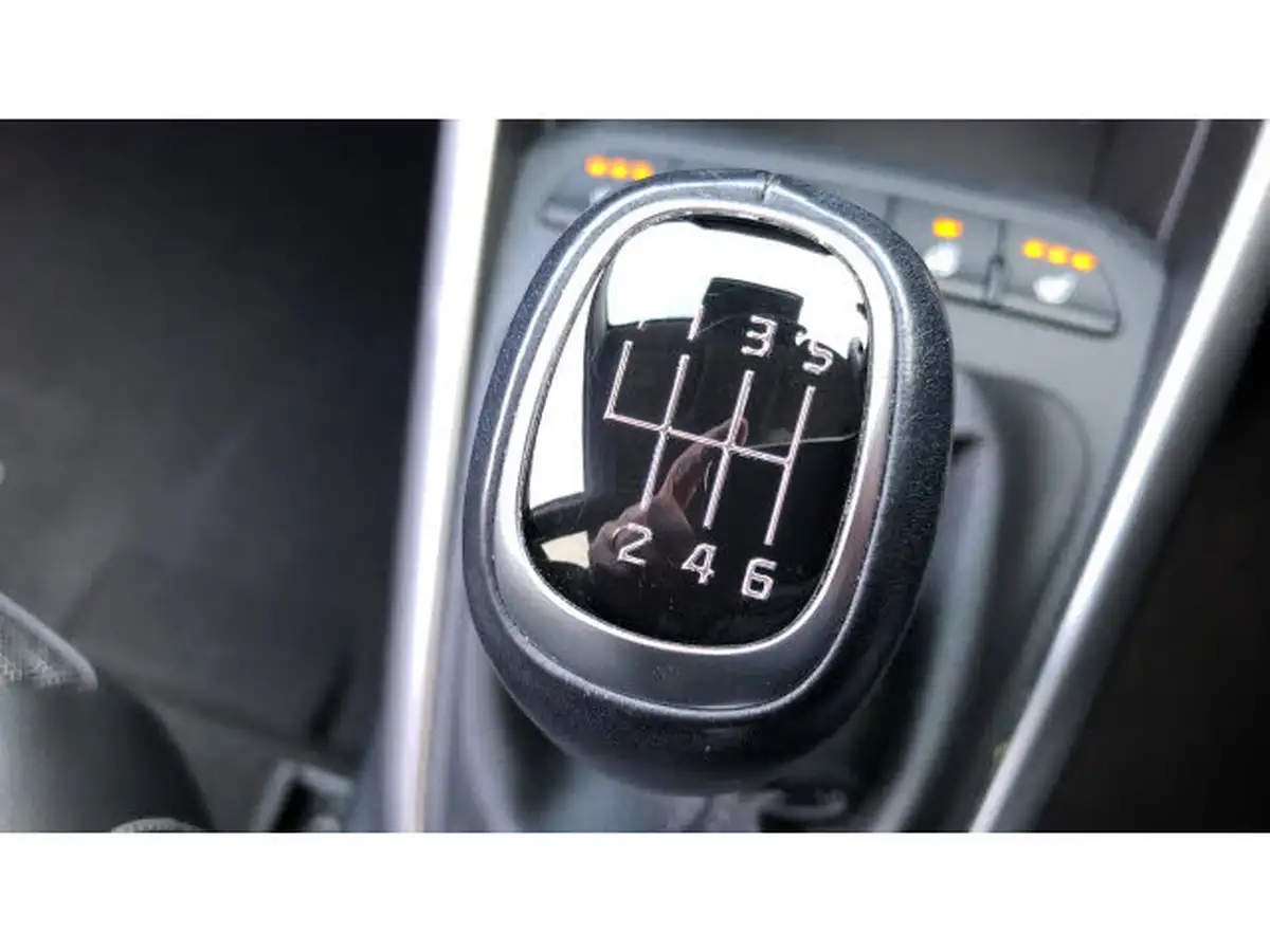 2023-kia-stonic-10-t-gdi-gt-line-s-118bhp-big-23
