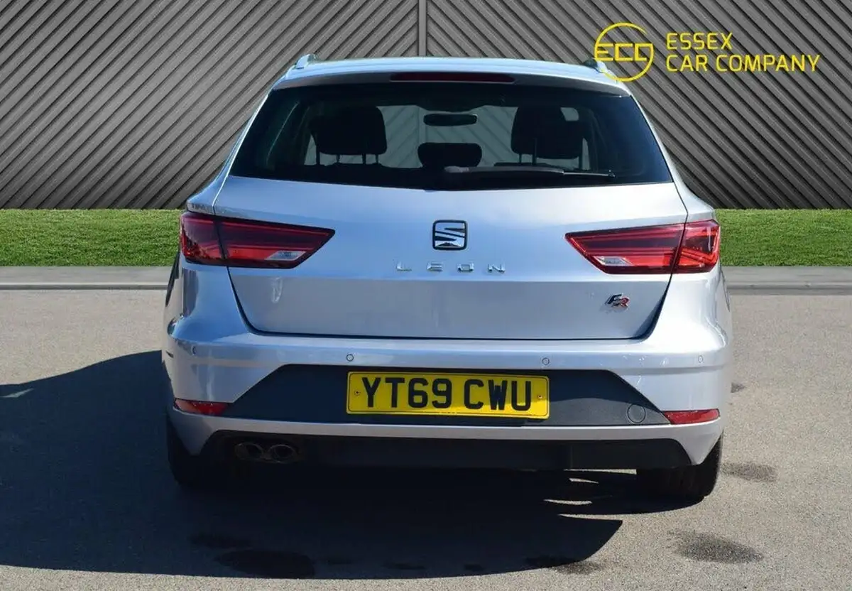 2019-seat-leon-20tdi-fr-estate-big-11