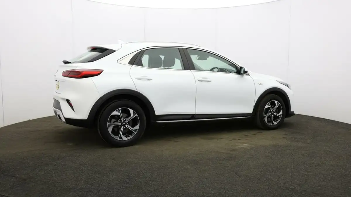 2021-kia-xceed-10-t-gdi-2-big-54