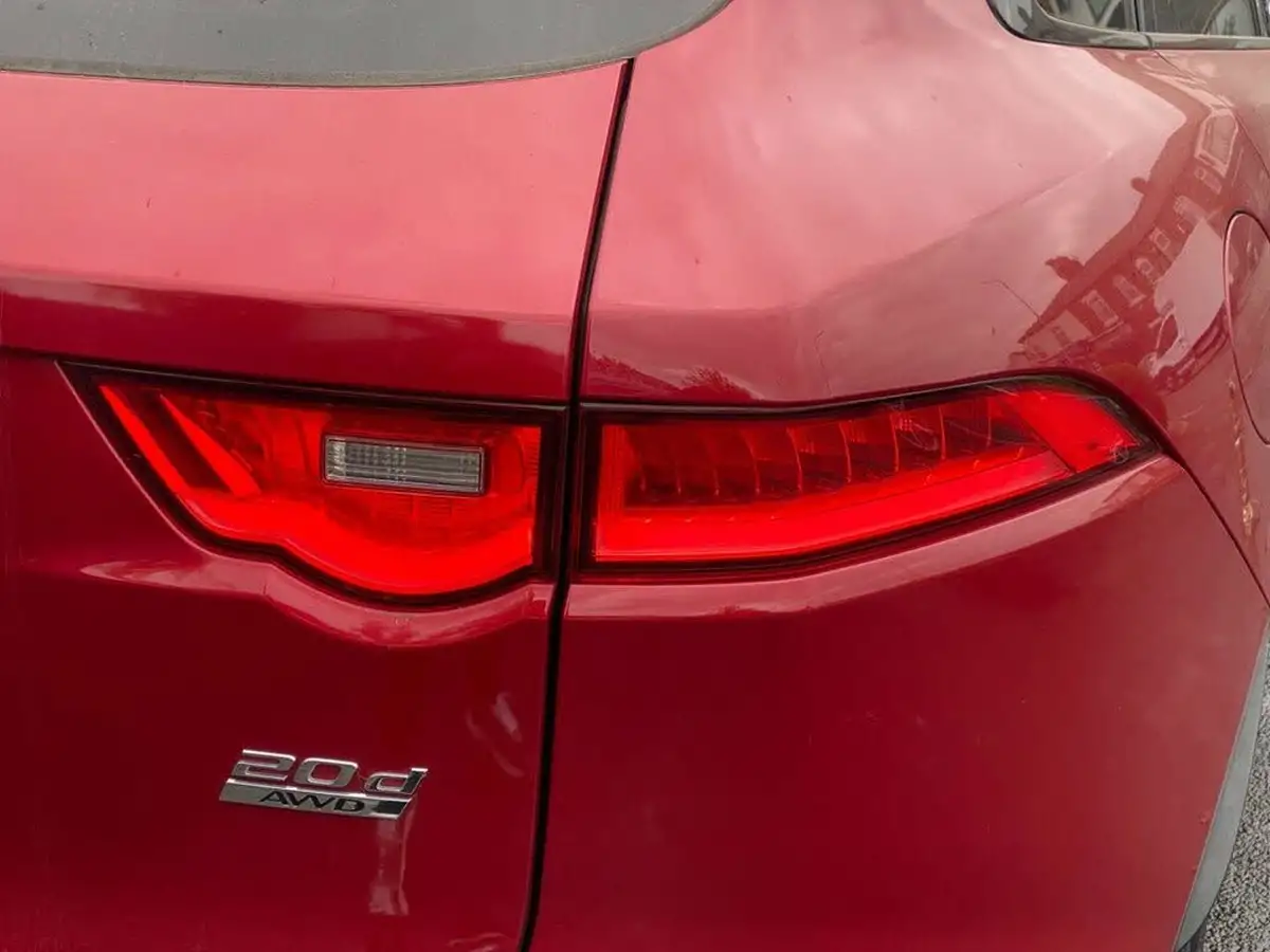 2016-jaguar-f-pace-20-i4d-r-sport-awd-auto-big-33