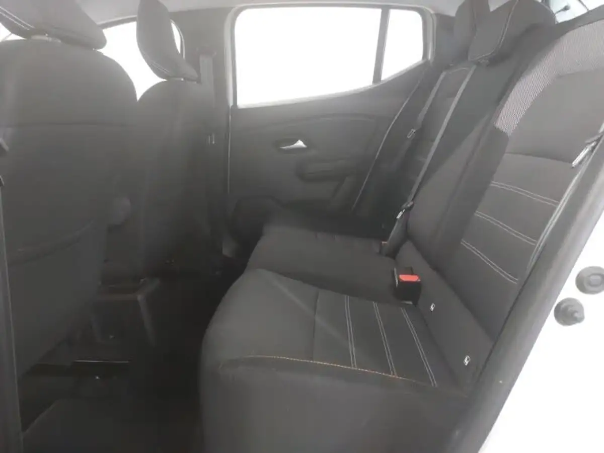 2022-dacia-sandero-stepway-10-tce-comfort-90bhp-big-5
