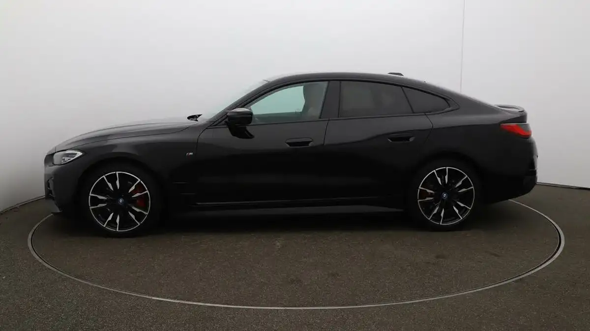 2022-bmw-i4-e-m50-big-65