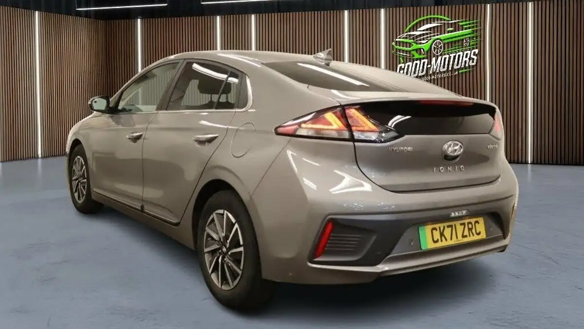 2021-hyundai-ioniq-e-premium-electric-100kw-big-6