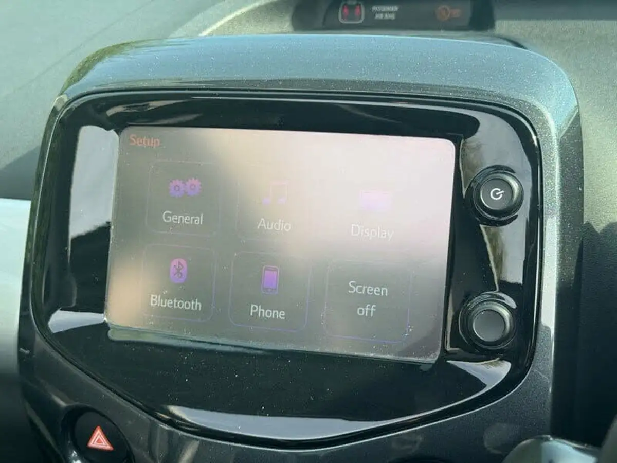 2016-toyota-aygo-10-vvt-i-x-clusiv-5d-big-21