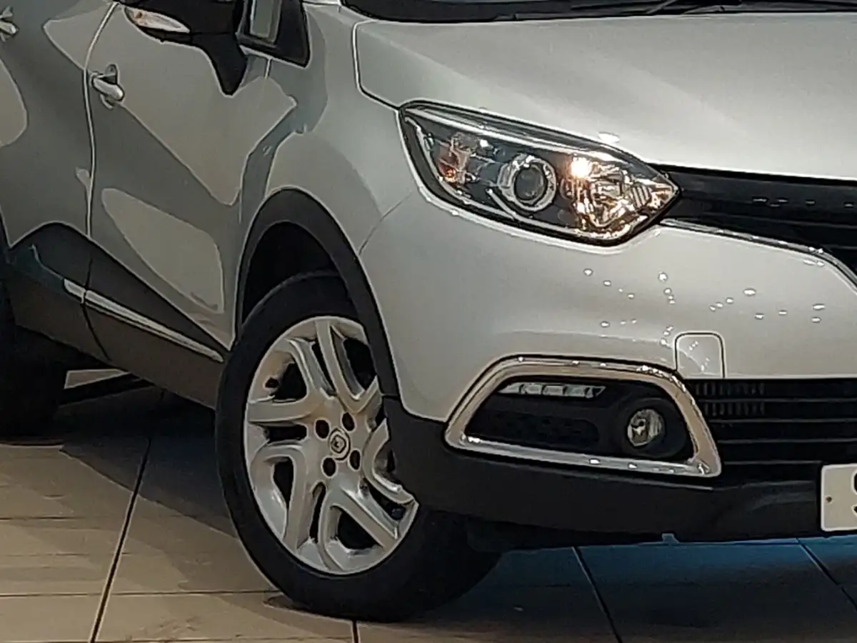 2021-cupra-formentor-14-e-hybrid-v1-big-8