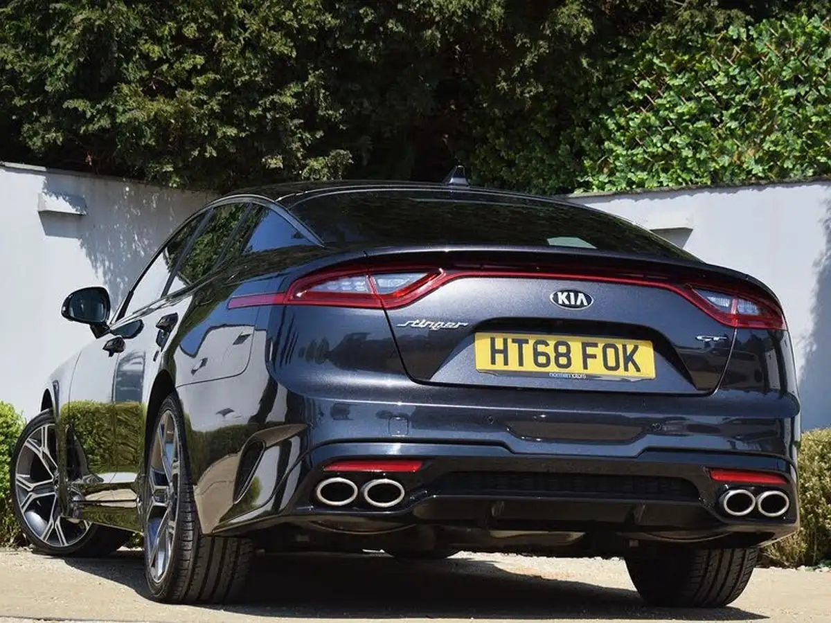 2019-kia-stinger-33-t-gdi-gt-s-365bhp-big-6