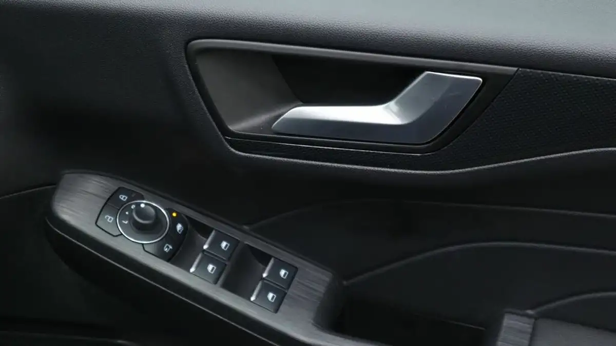 2024-ford-kuga-25t-st-line-x-edition-225ps-phev-big-21