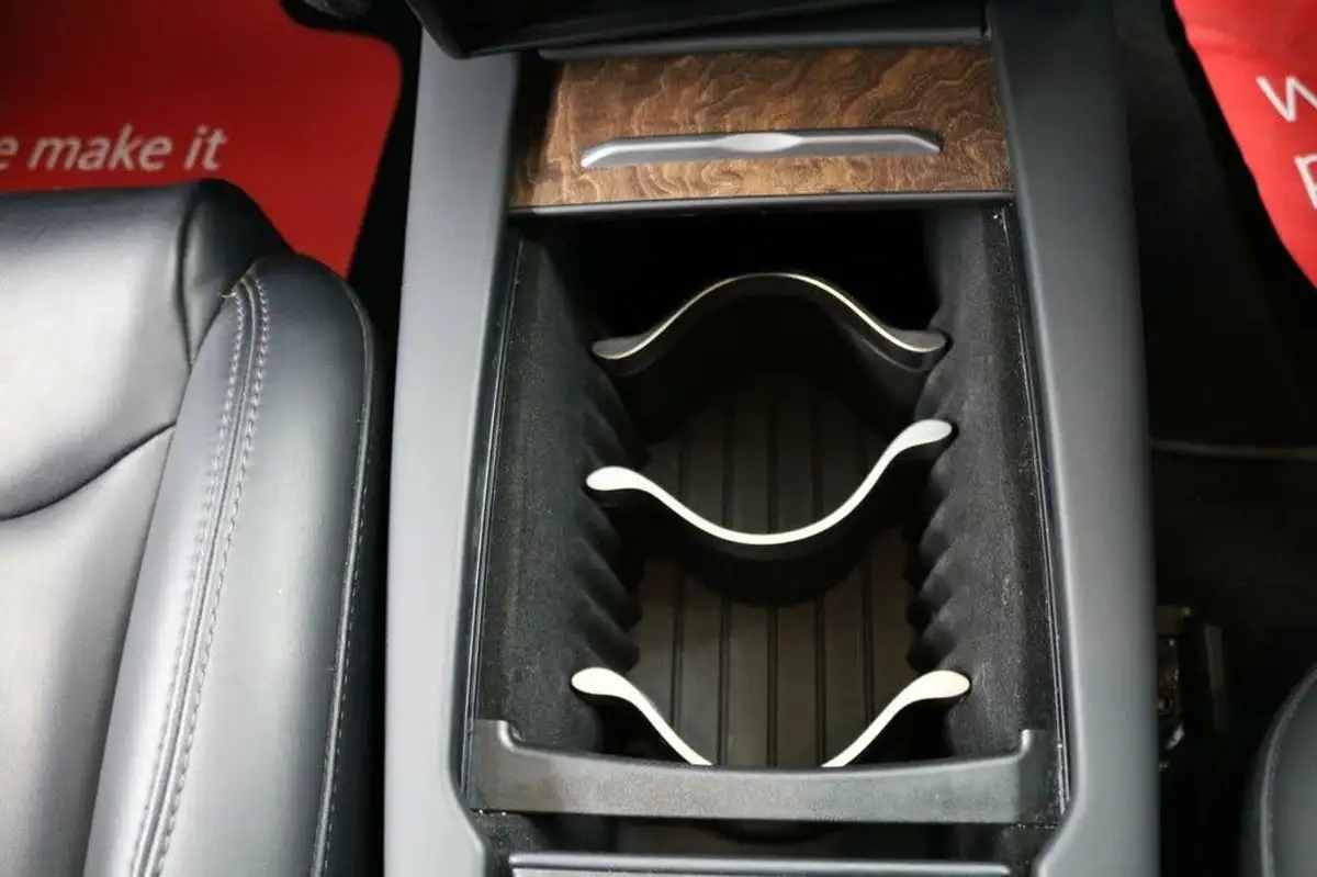2020-tesla-model-s-e-long-range-big-65