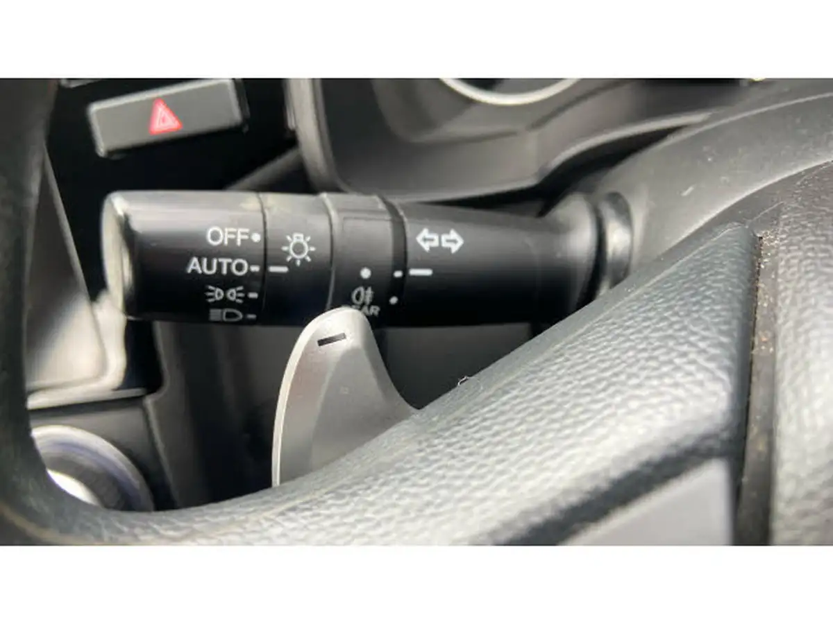 2018-honda-jazz-13-i-vtec-se-cvt-big-28