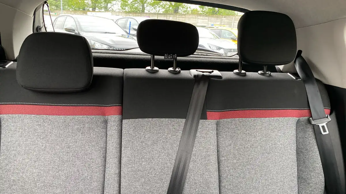 2022-citroen-c3-12-puretech-c-series-big-24