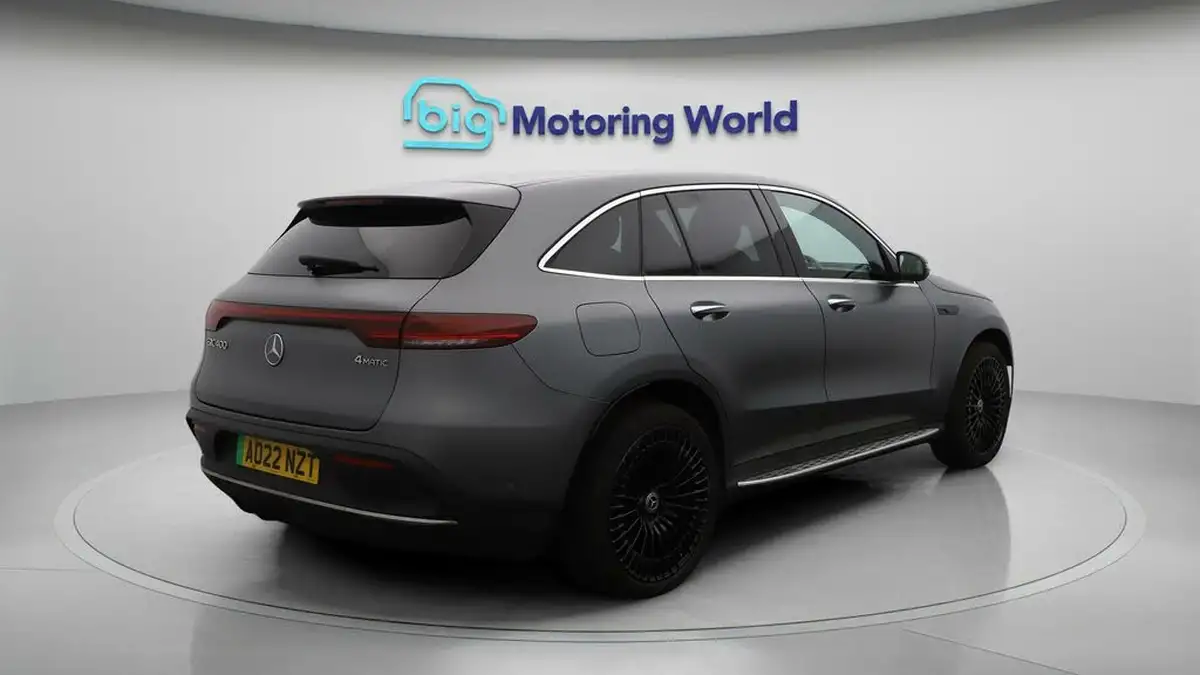 2022-mercedes-benz-eqc-e-eqc-400-amg-line-premium-plus-big-7