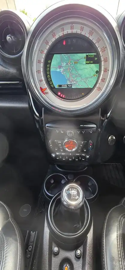2013-mini-paceman-20td-cooper-sd-all4-big-18