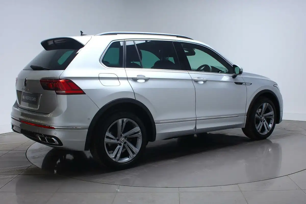 2024-volkswagen-tiguan-15-tsi-r-line-edition-big-5