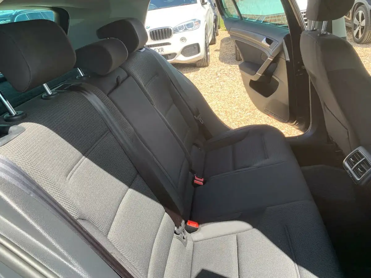 2019-volkswagen-golf-16tdi-match-hatchback-5d-dsg-big-39