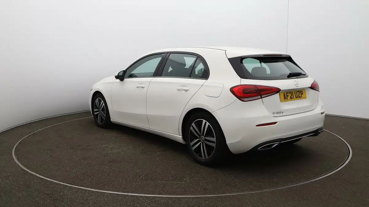 2021-mercedes-benz-a-class-15d-a180d-sport-hatchback-5d-7g-dct-big-60