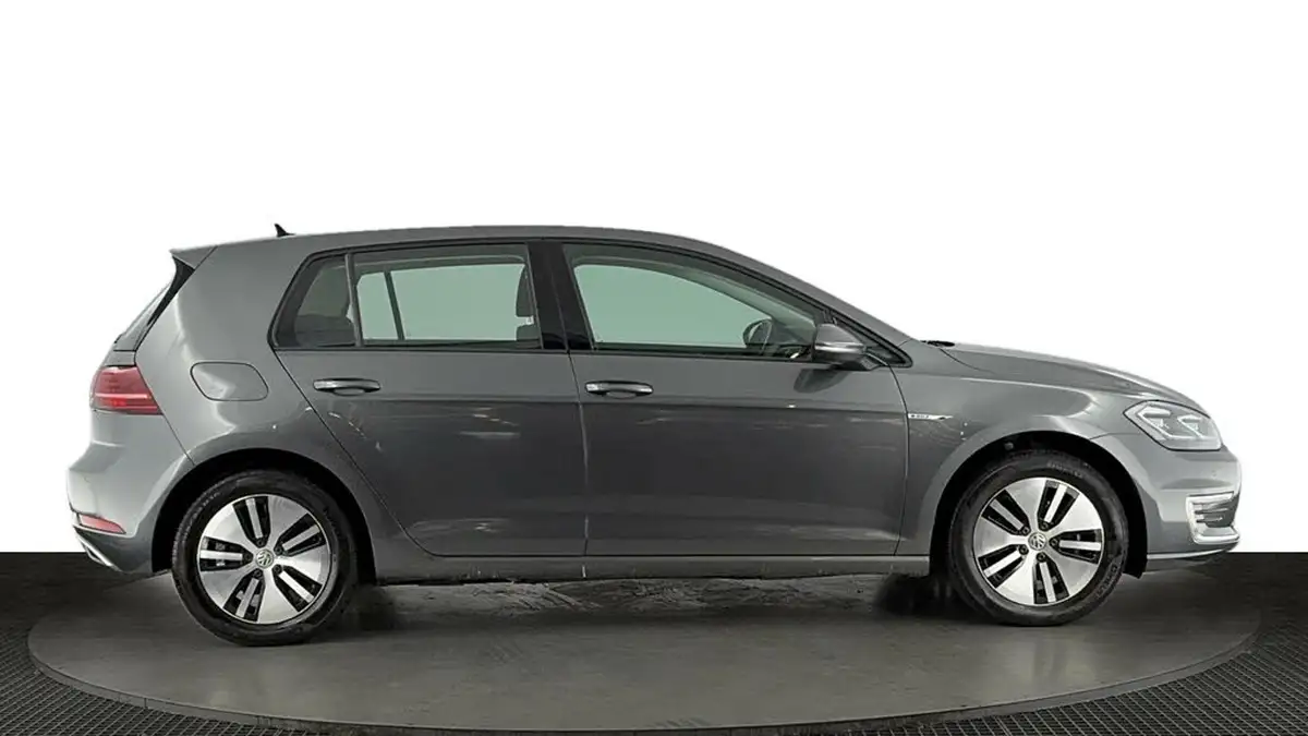 2019-volkswagen-golf-e-e-golf-big-2