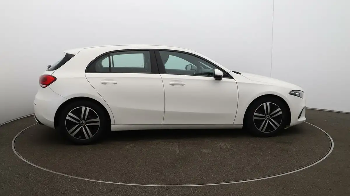 2021-mercedes-benz-a-class-15d-a180d-sport-hatchback-5d-7g-dct-big-8