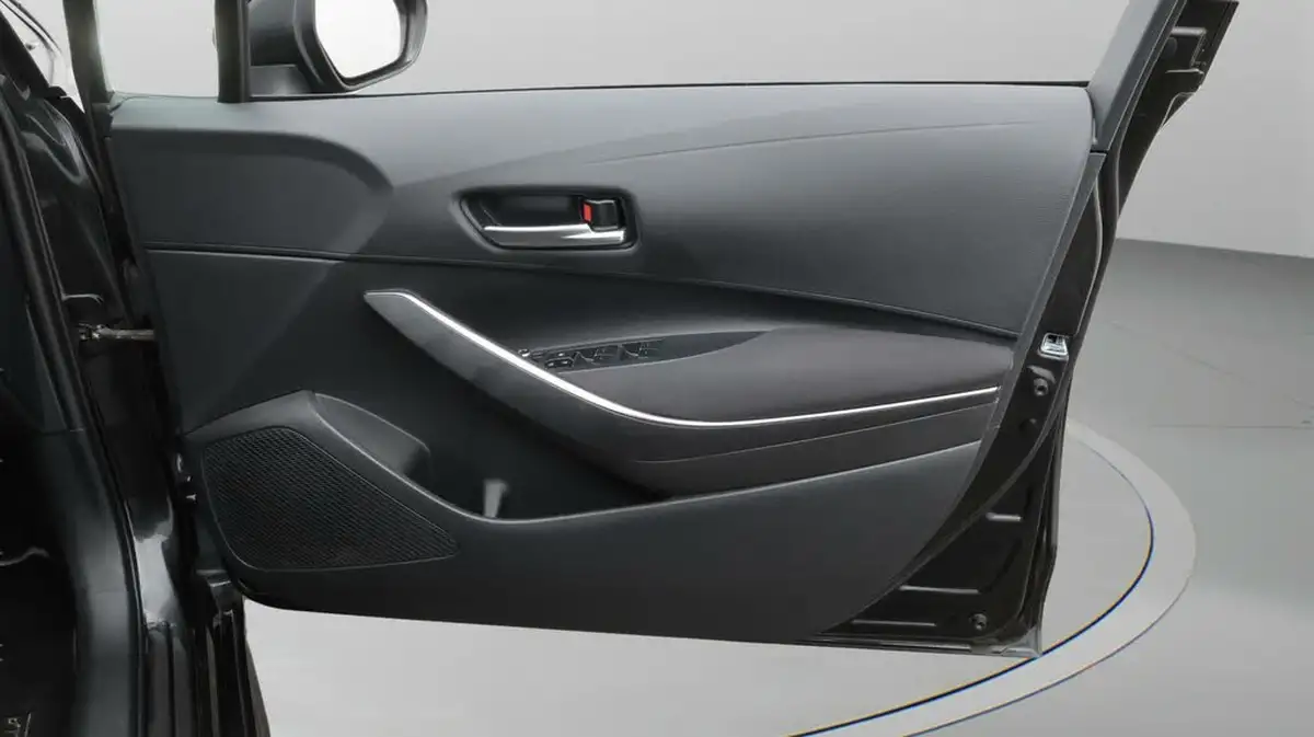 2021-toyota-corolla-18-vvt-i-icon-tech-trk-hatchback-5d-big-15