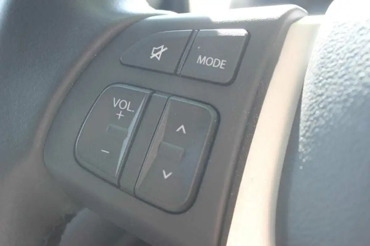 2023-suzuki-s-cross-14-boosterjet-motion-big-32