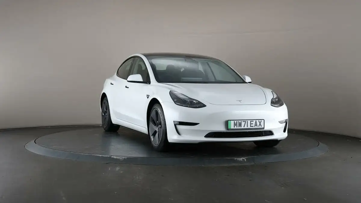 2021-tesla-model-3-e-long-range-awd-big-50