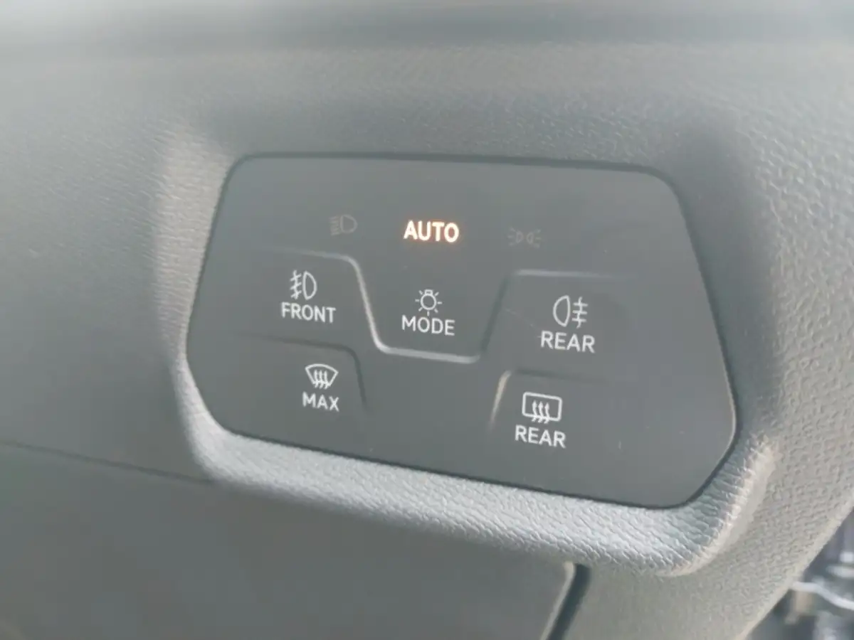 2025-cupra-leon-nf-15-tsi-v2-hatchback-big-11