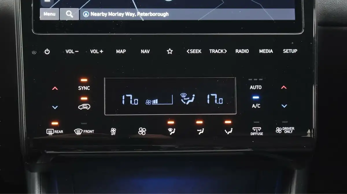 2023-hyundai-tucson-16-t-gdi-n-line-265ps-4wd-phev-auto-big-12